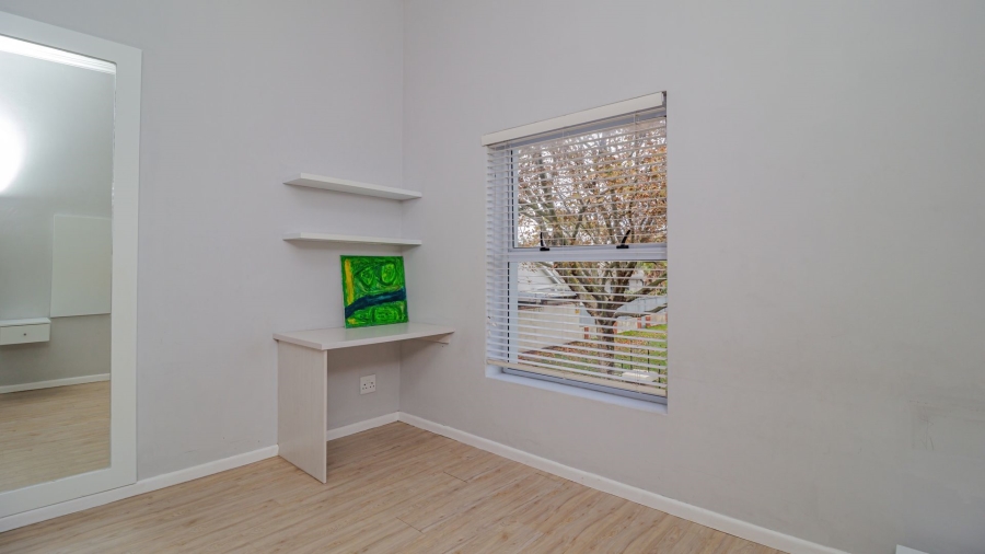 To Let 2 Bedroom Property for Rent in Claremont Western Cape